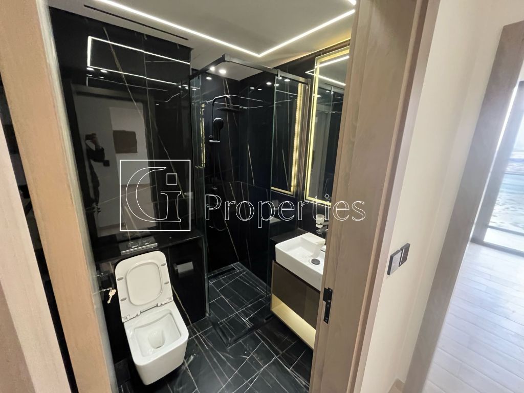 On The Pool | Corner Unit | Large Unit | Brand New - 11