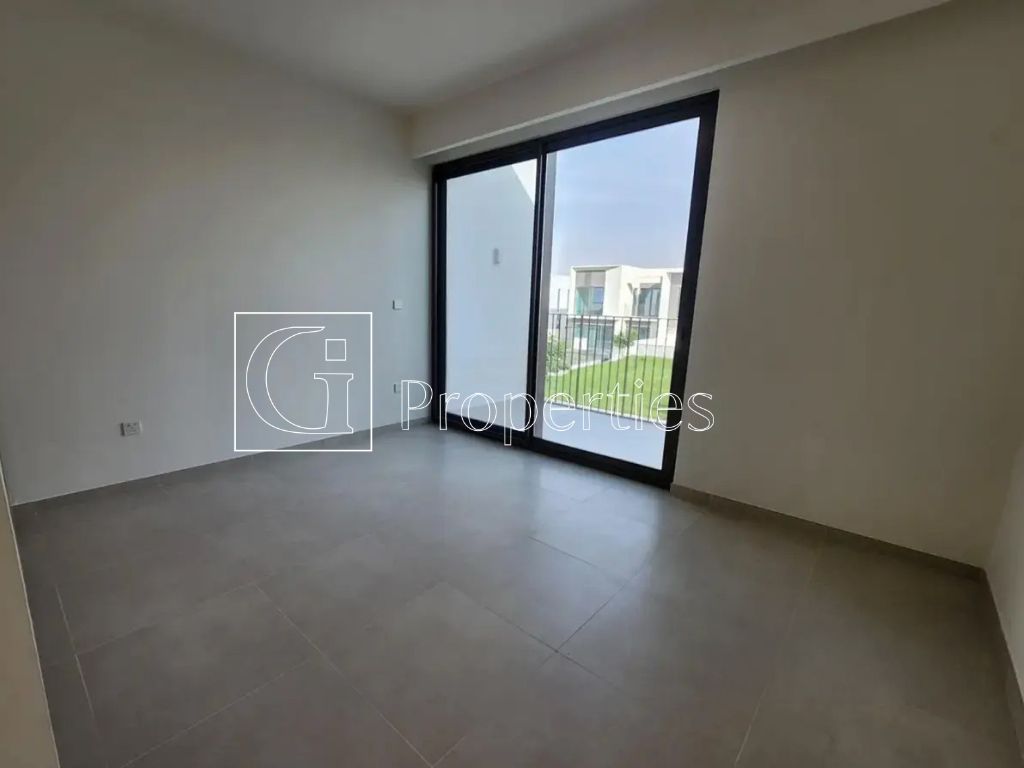 Vacant | Ready to Move | Unfurnished | Brand New - 6