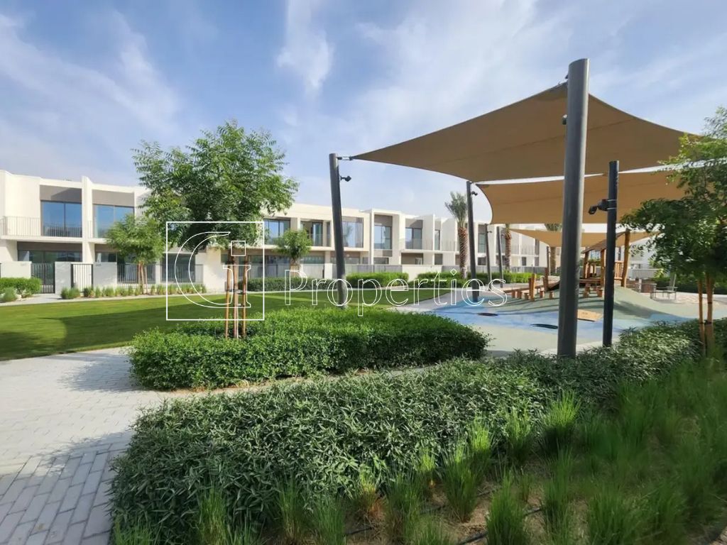 Vacant | Ready to Move | Unfurnished | Brand New - 9