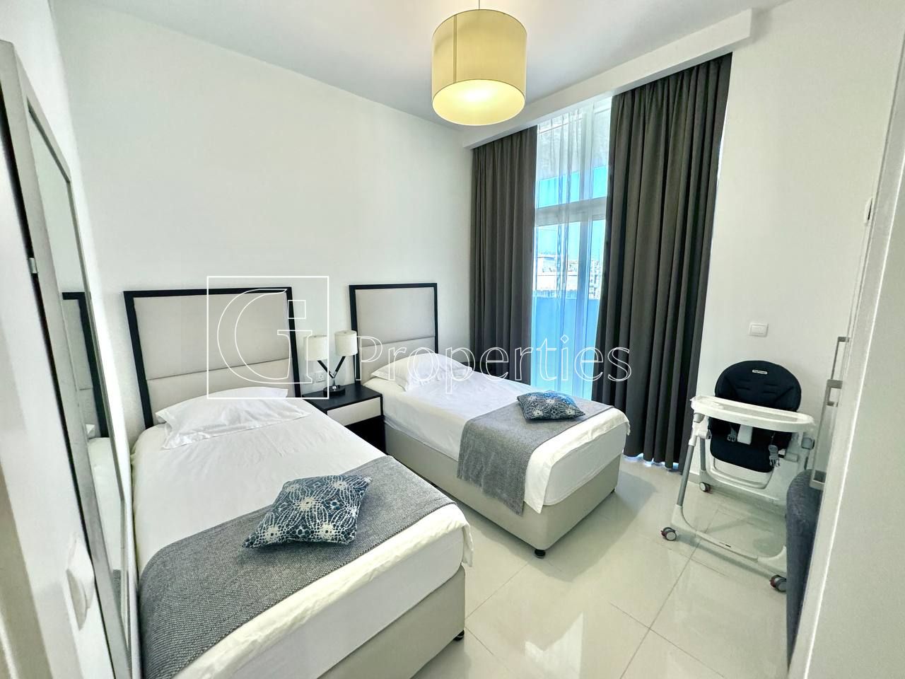 FULLY FURNISHED | HIGH FLOOR | PRIME LOCATION - 3