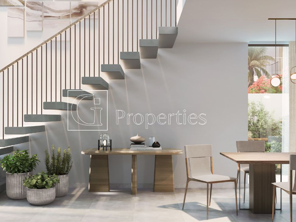 Real investment | Close to entrance | Bold Style - 5