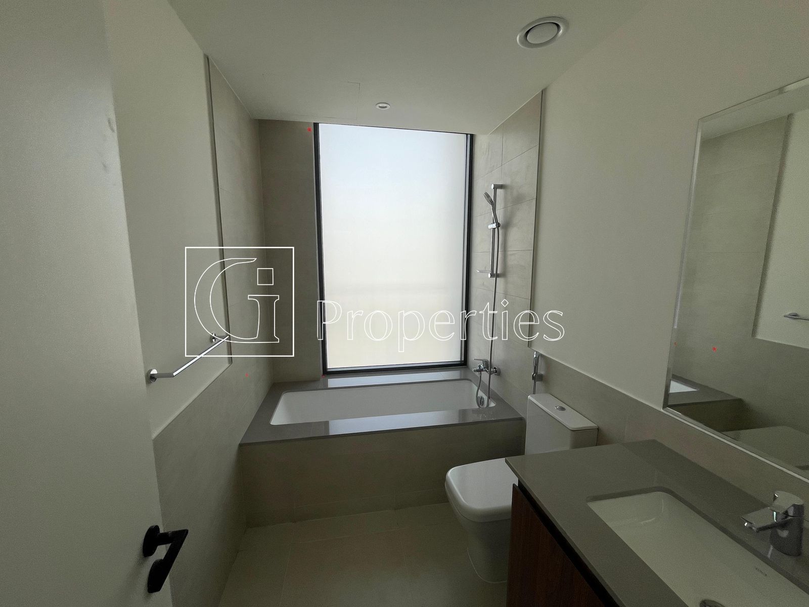 Single Row | Close to Park | Brand New - 7