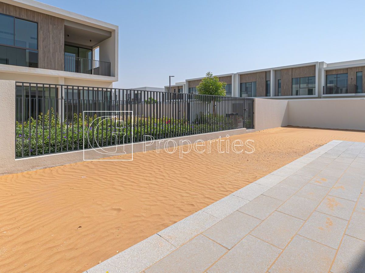 Biggest Plot | Corner Unit | Brand New - 27