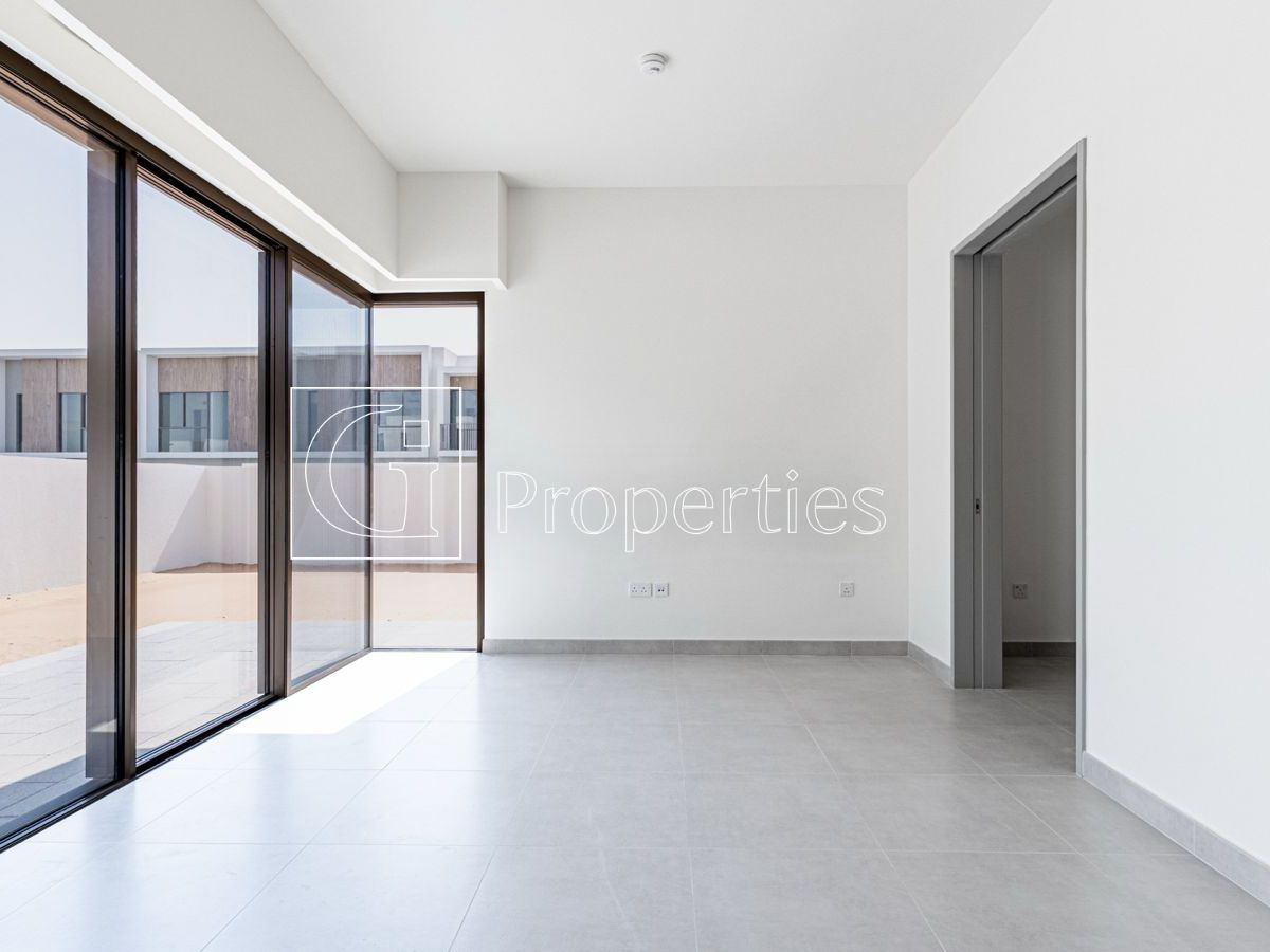 Biggest Plot | Corner Unit | Brand New - 29