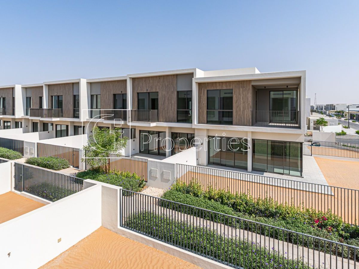 Biggest Plot | Corner Unit | Brand New - 31