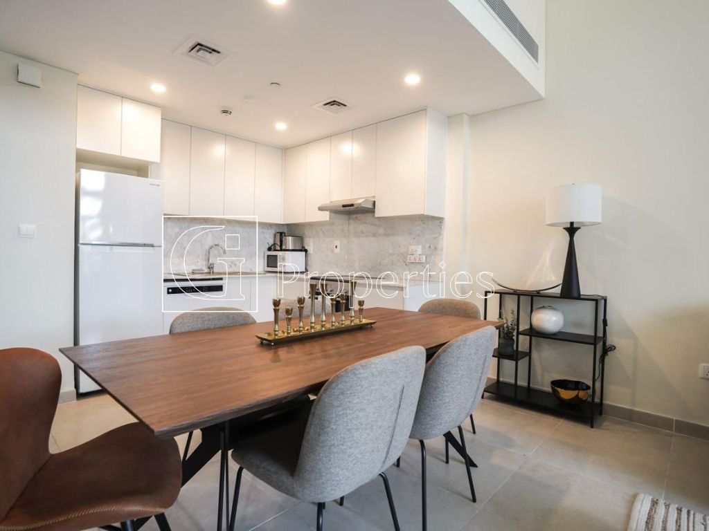 Tenanted | Fully Furnished | Low Floor - 8