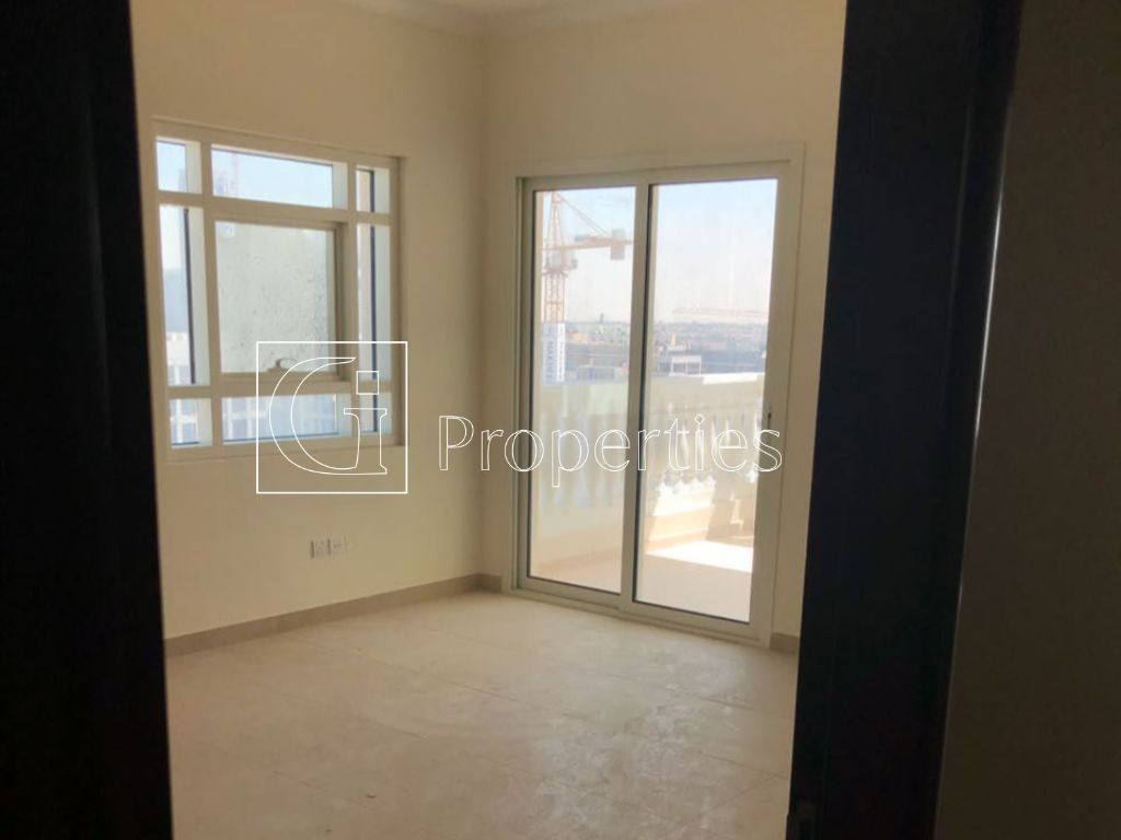 Modern Layout | Ready To Move | Spacious - 7