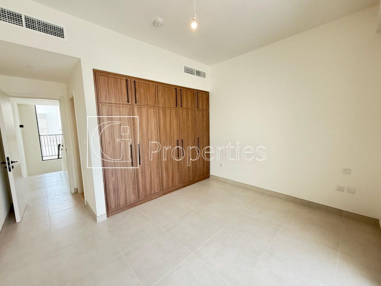 Vacant | Ready to Move | Brand New - 9