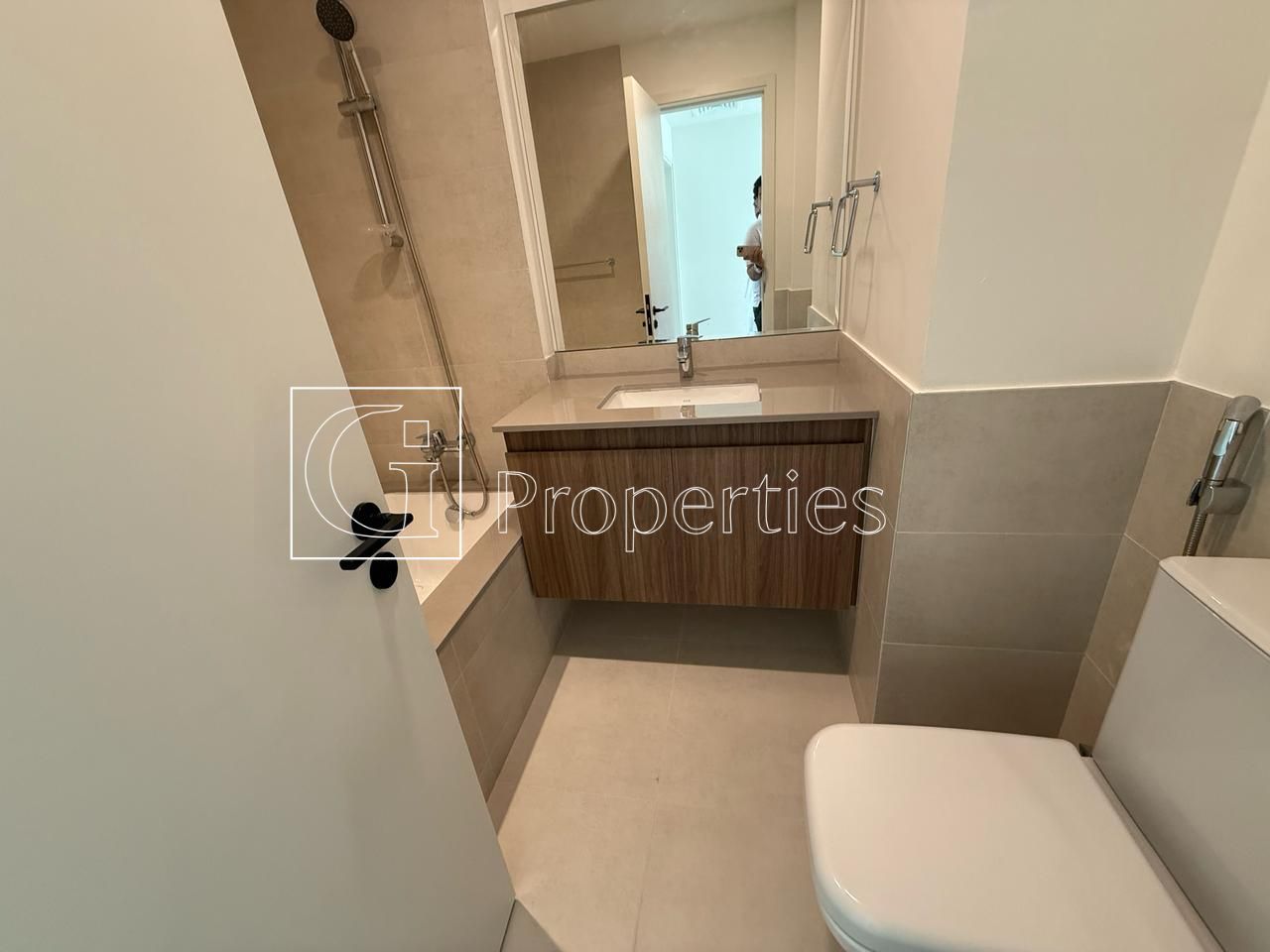 Vacant | Ready to Move | Brand New - 21