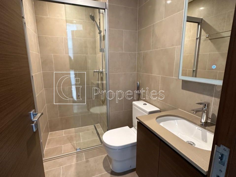 Corner Unit | Burj Khalifa View | High Floor - 15