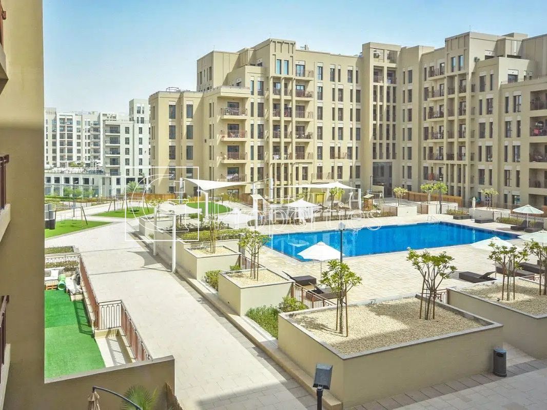 Modern Studio | Prime Location | Bright Layout - 1