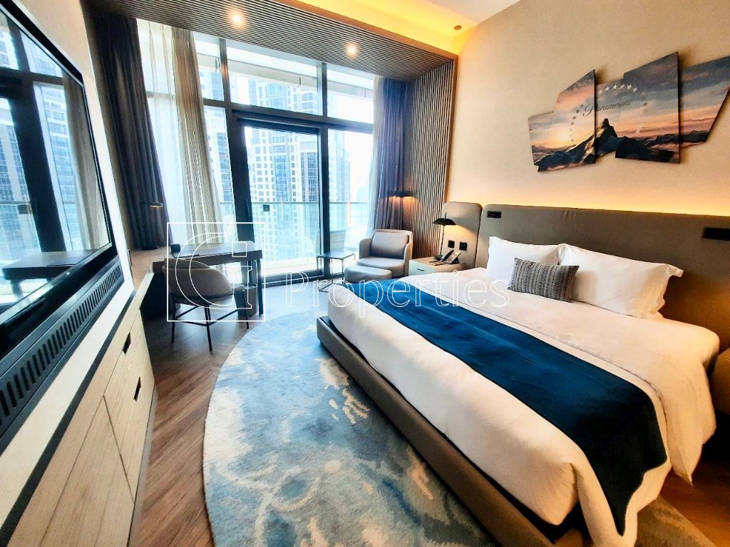 Fully Furnished | Burj Khalifa View | Lowest Price - 3