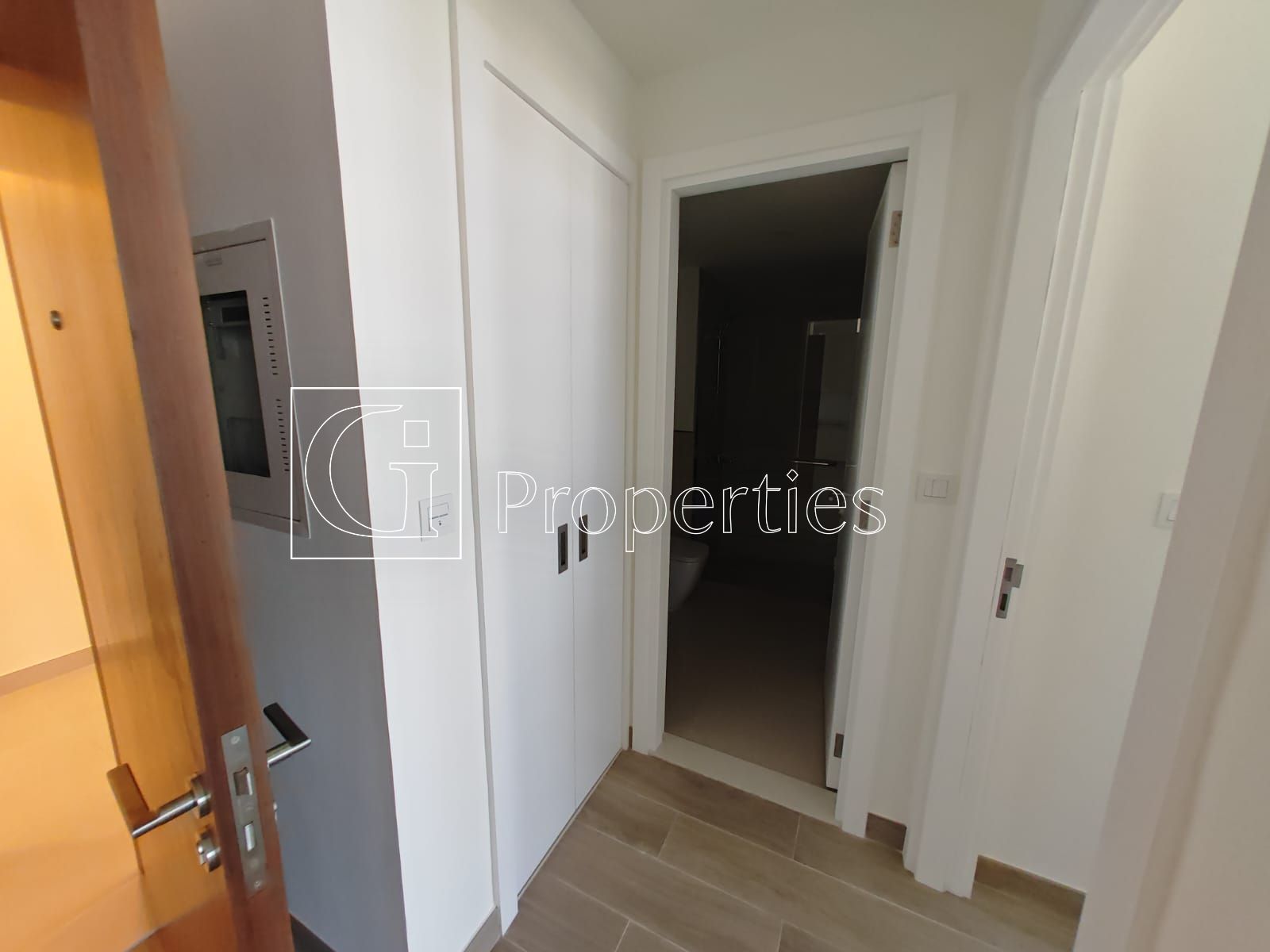 Modern Living | Pool View | Spacious Layout - 6