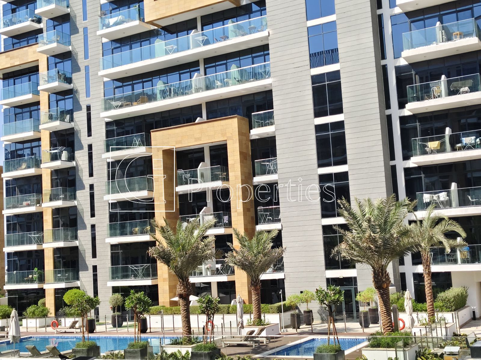 Modern Studio | High Floor | Community View - 8