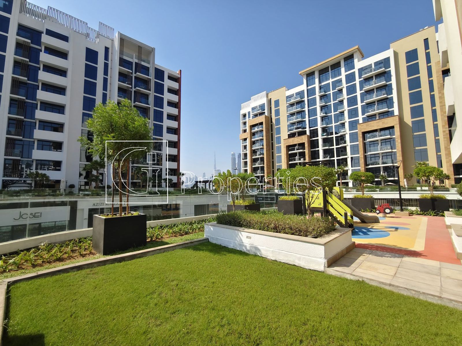 Modern Studio | High Floor | Community View - 13