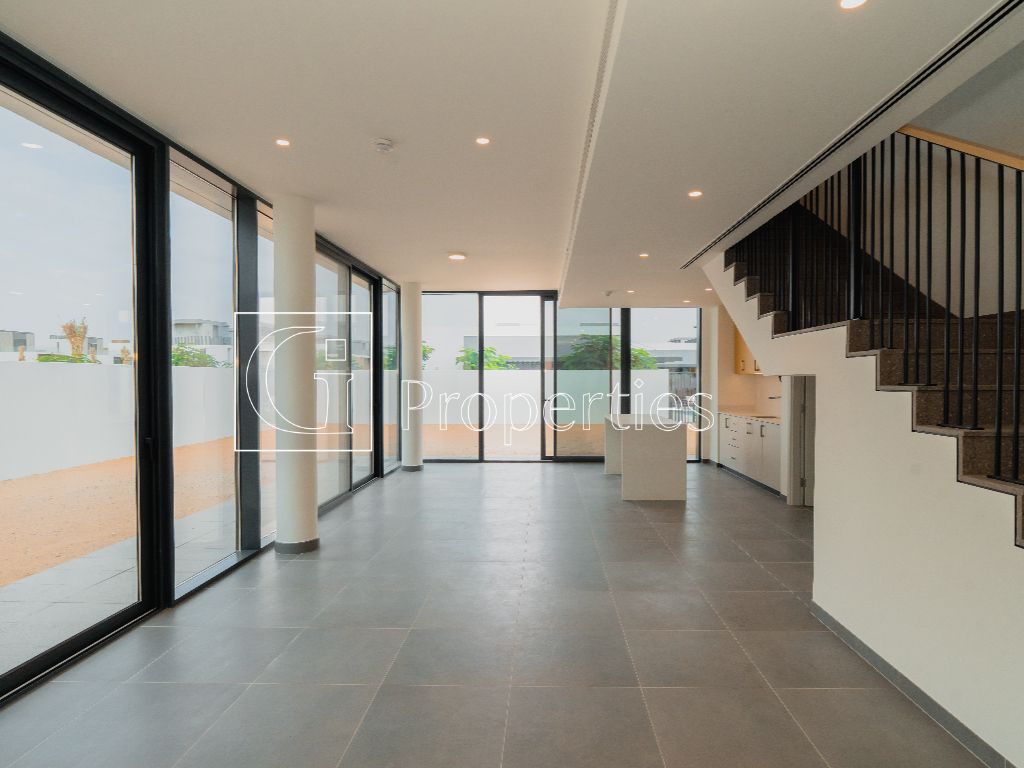 Single Row | Close to Amenities | Big Layout - 3