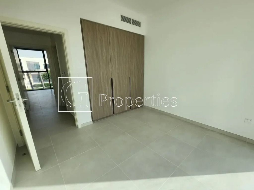 Family Community | Spacious 3BR | G+1 Layout - 7