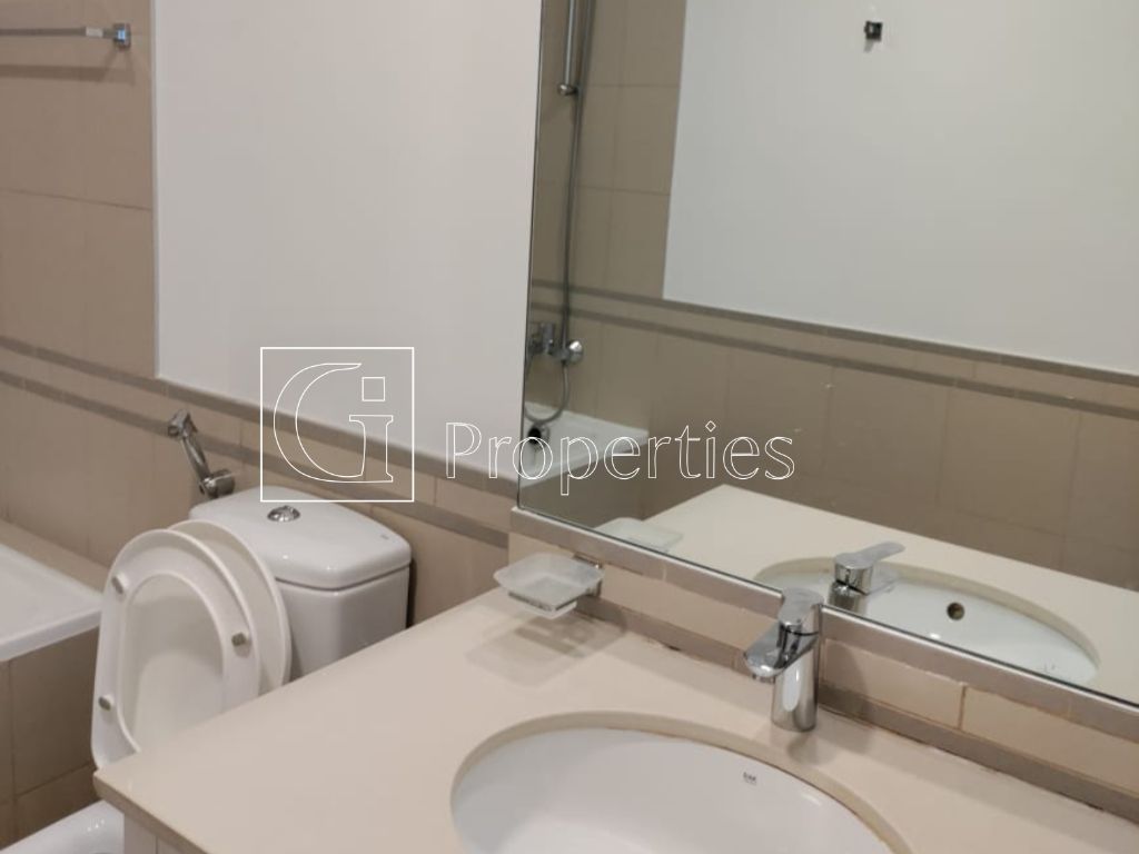 High Floor | Unfurnished Unit | Pool View - 9