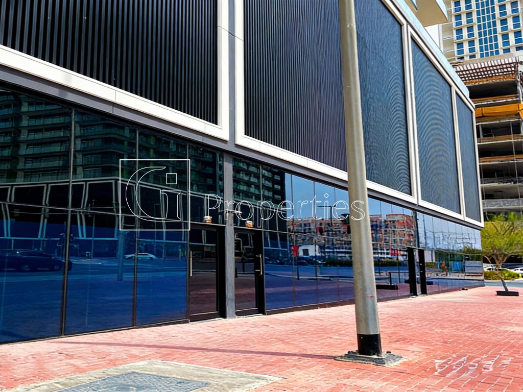 Junction-Facing | Outdoor Potential | Main Lobby - 3