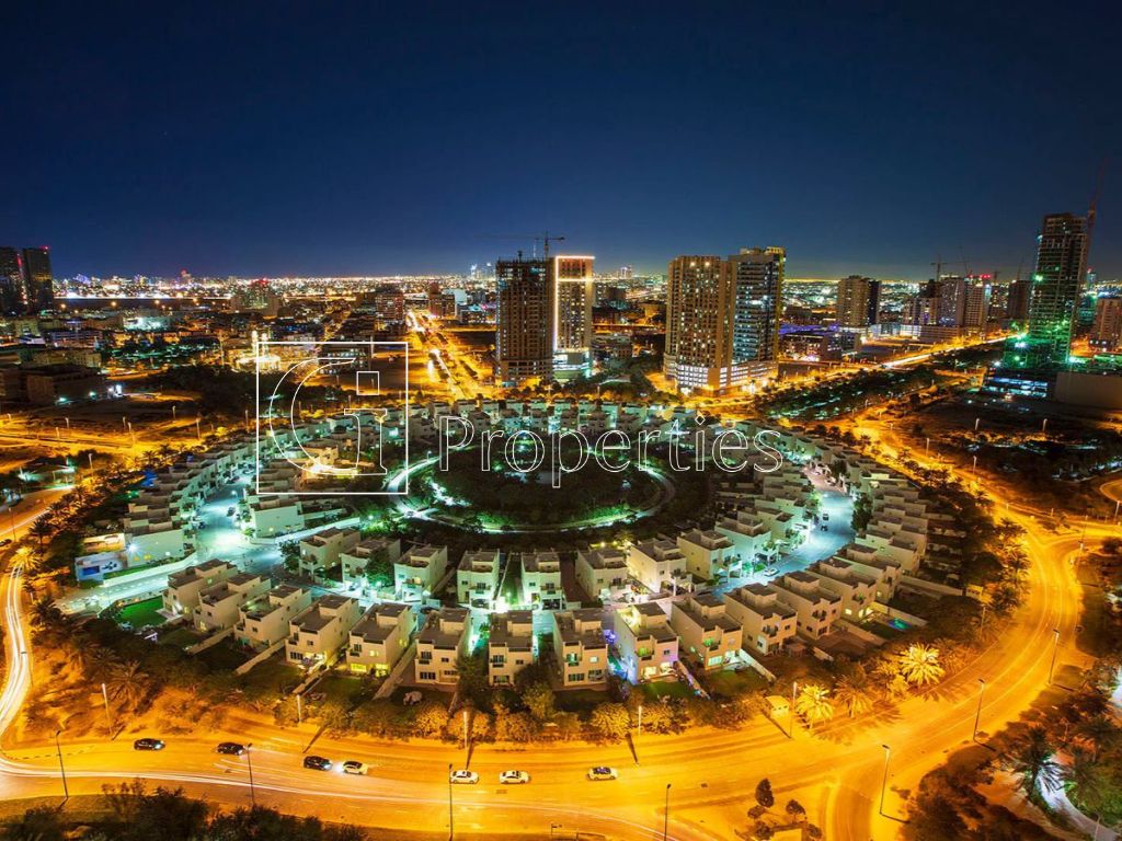 Junction-Facing | Outdoor Potential | Main Lobby - 6