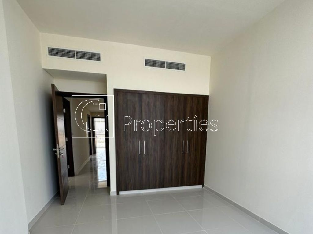 Vacant | Unique Layout | 4BR + Maid's Room - 7