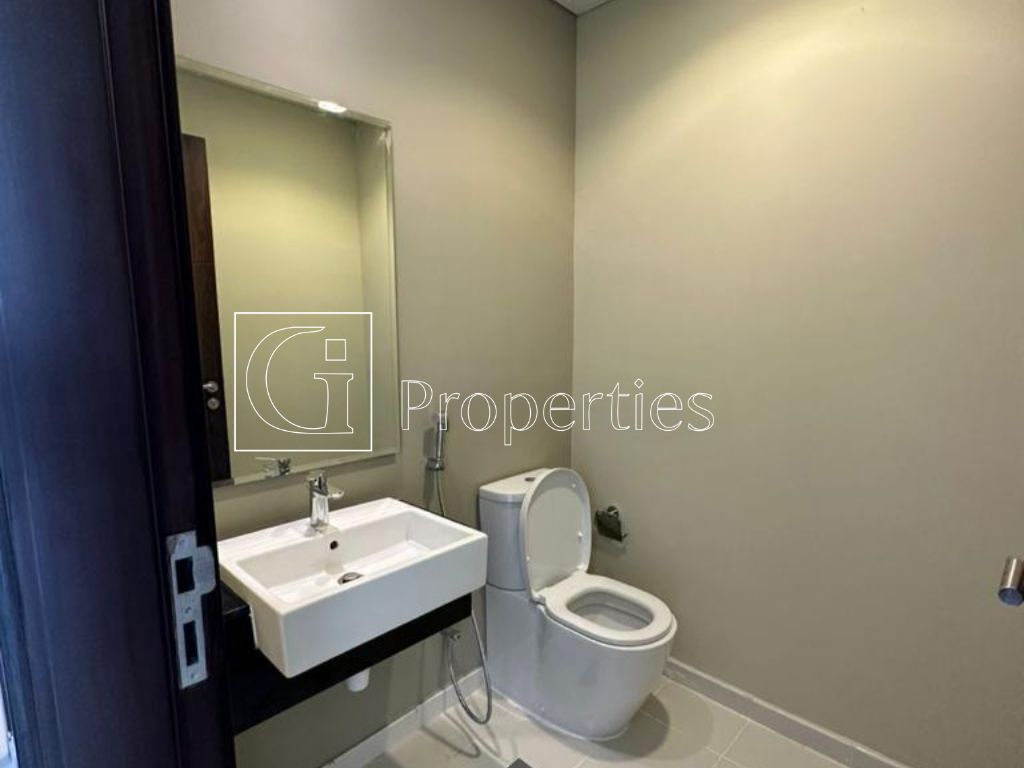 Vacant | Unique Layout | 4BR + Maid's Room - 12