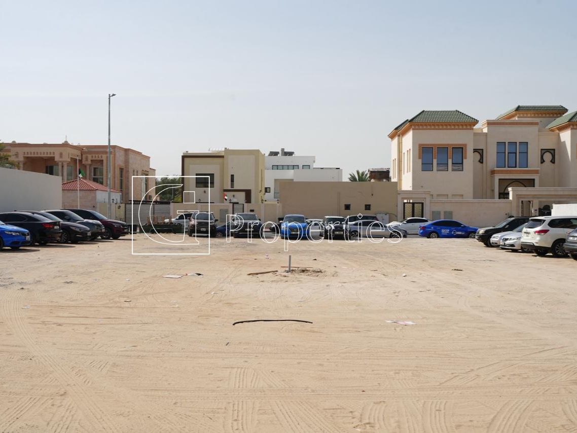 Big Plot | Re-Sale | Good Location - 7