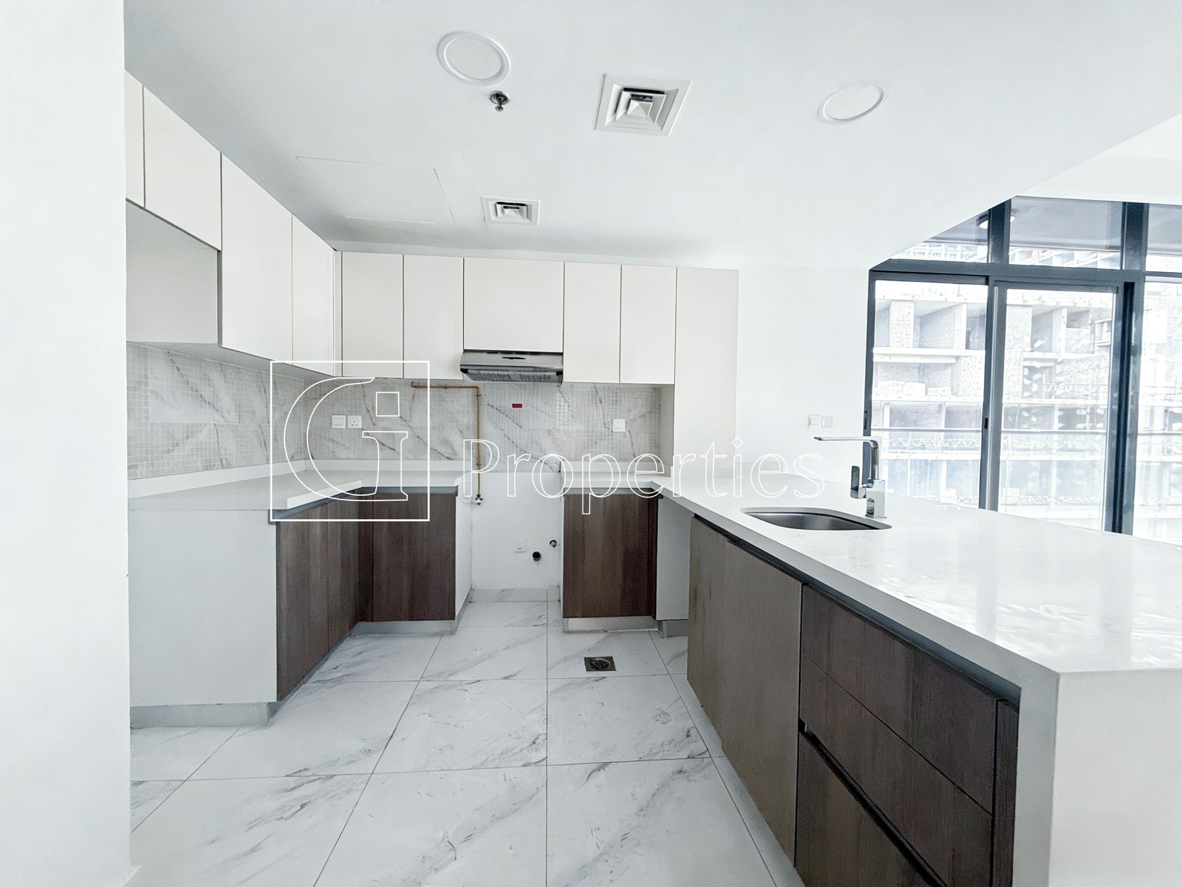 Exclusive | Vacant | Brand New - 2