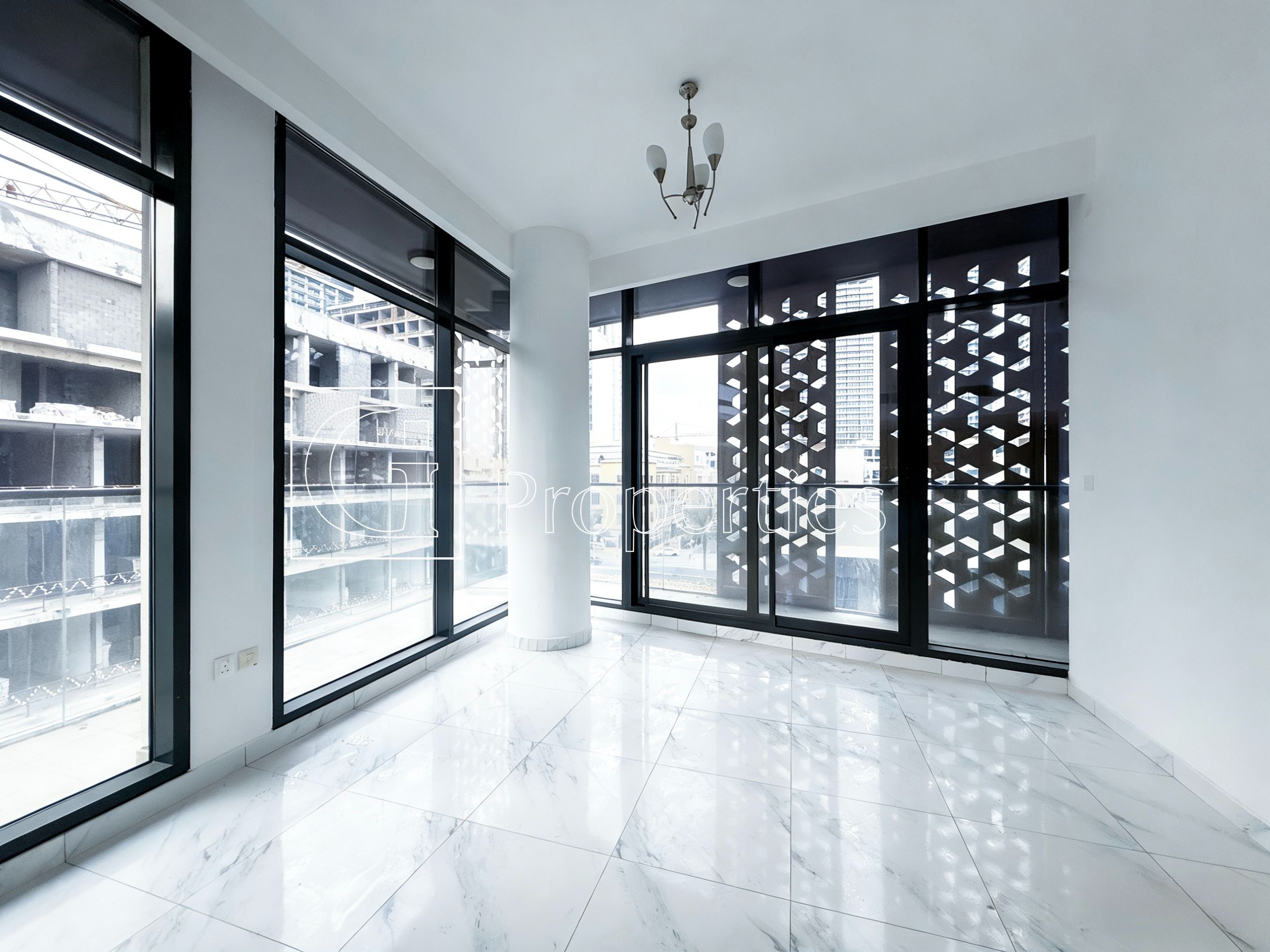 Exclusive | Vacant | Brand New - 1