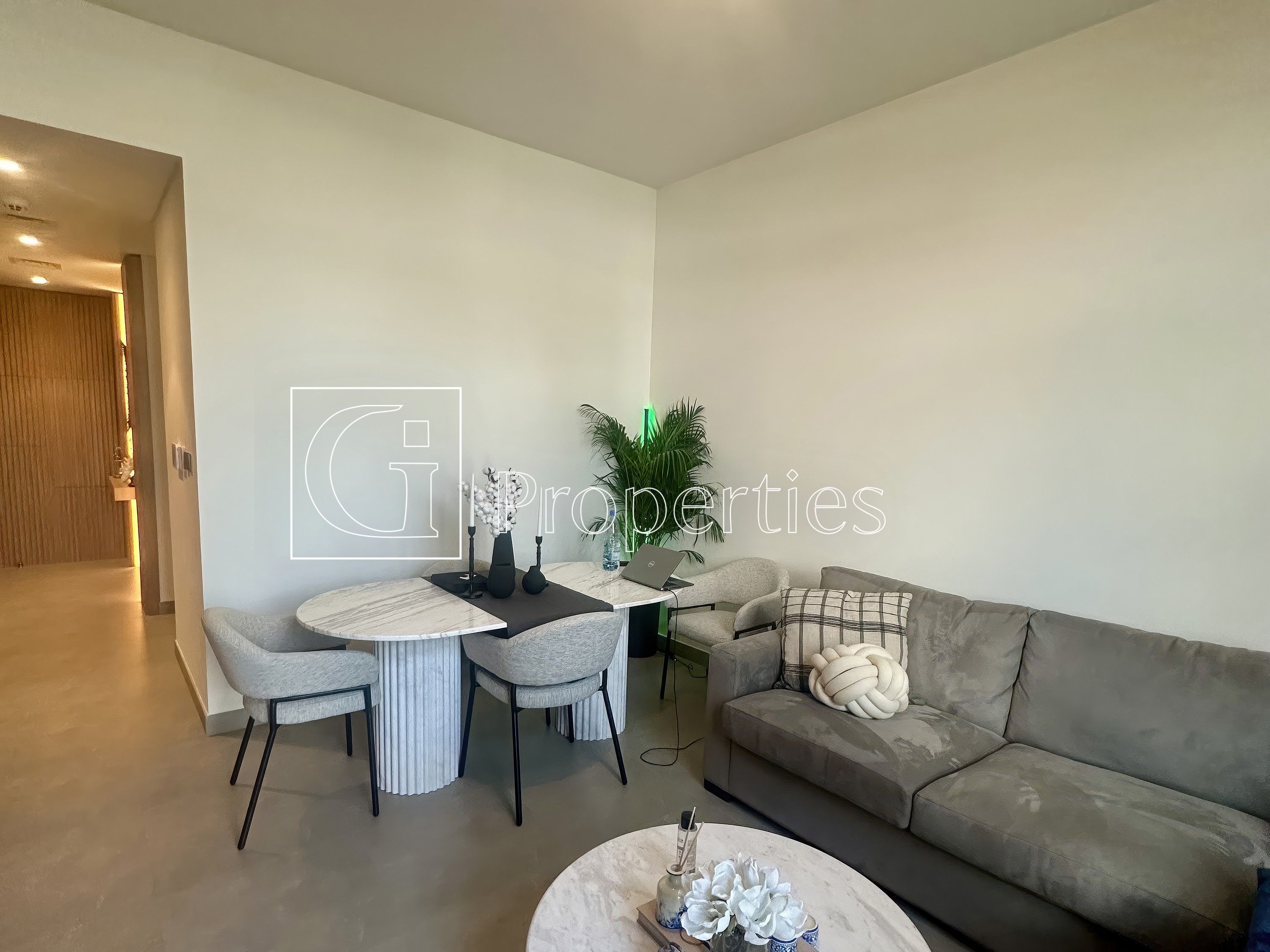 Spacious 3BR+Maid | Single Row | Private Garden - 3