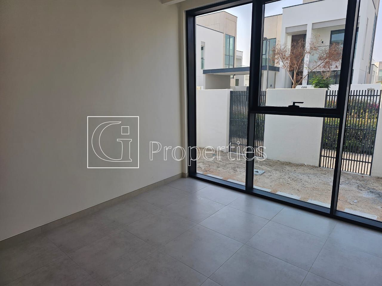 Brand New | Single Row Villa | Ready To Move - 5