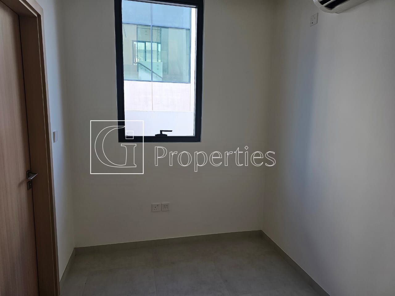 Brand New | Single Row Villa | Ready To Move - 18