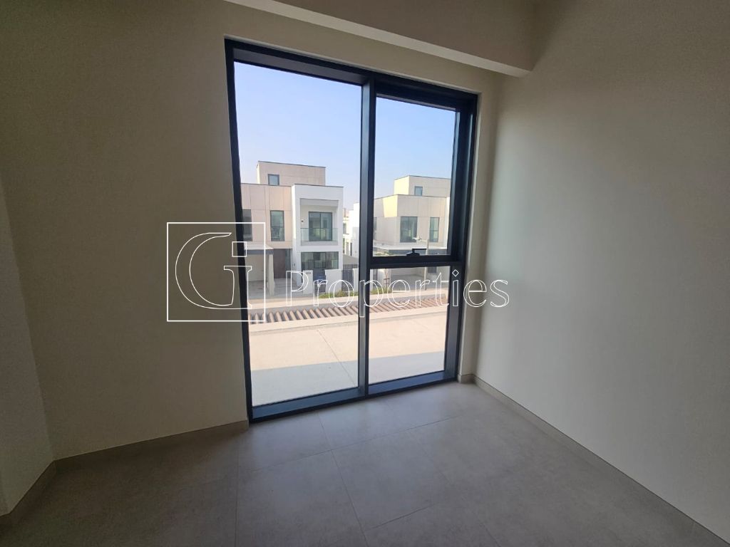 Brand New | Single Row Villa | Ready To Move - 17