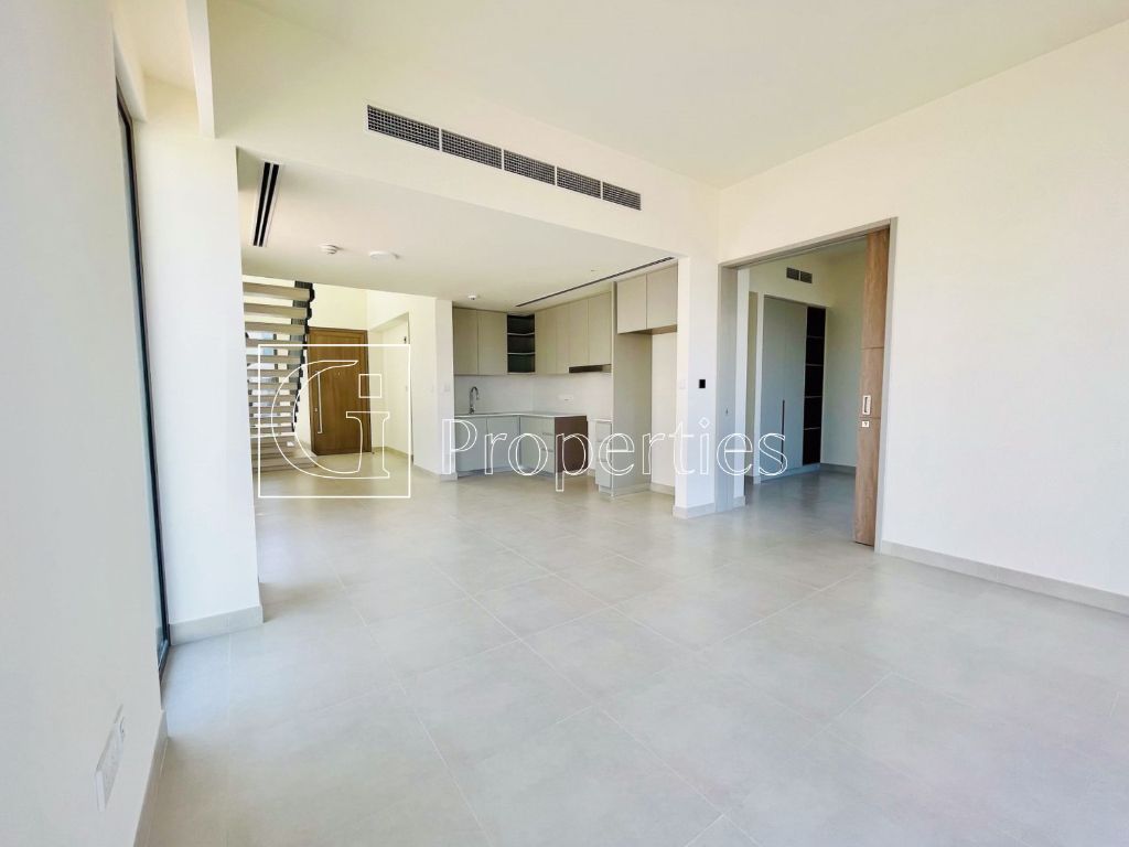 Ready to Move | Premium Corner Unit | Brand New - 4