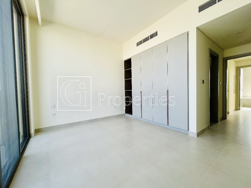 Ready to Move | Premium Corner Unit | Brand New - 9