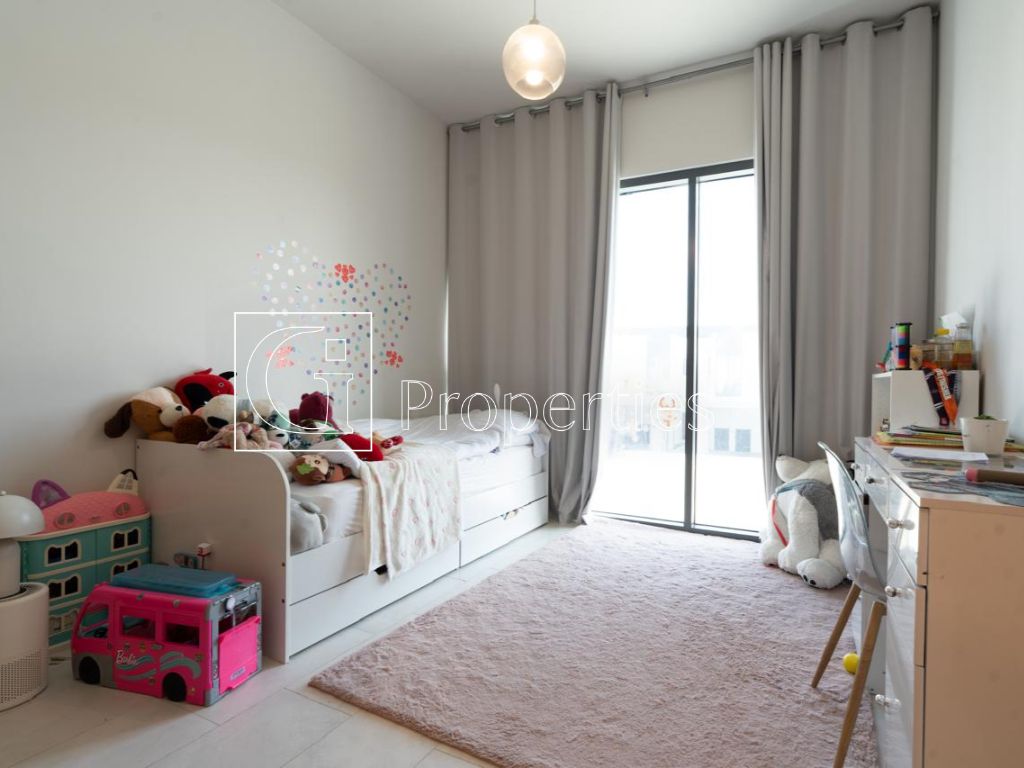 Unfurnished | Ready to Move | Big Layout - 14