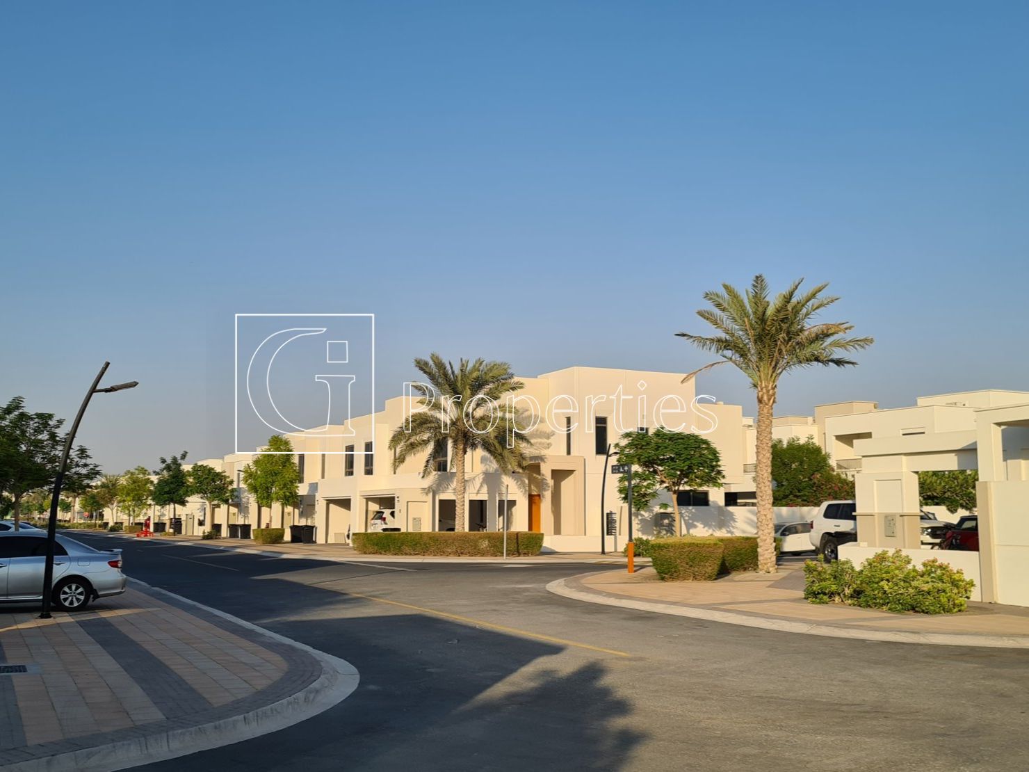 Exclusive Single Row | Special Location | Spacious - 6