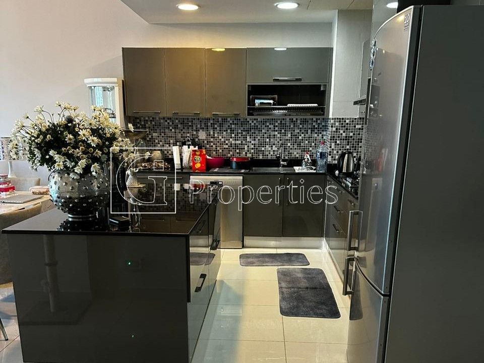 Upgraded | Fully Furnished | Canal View - 2