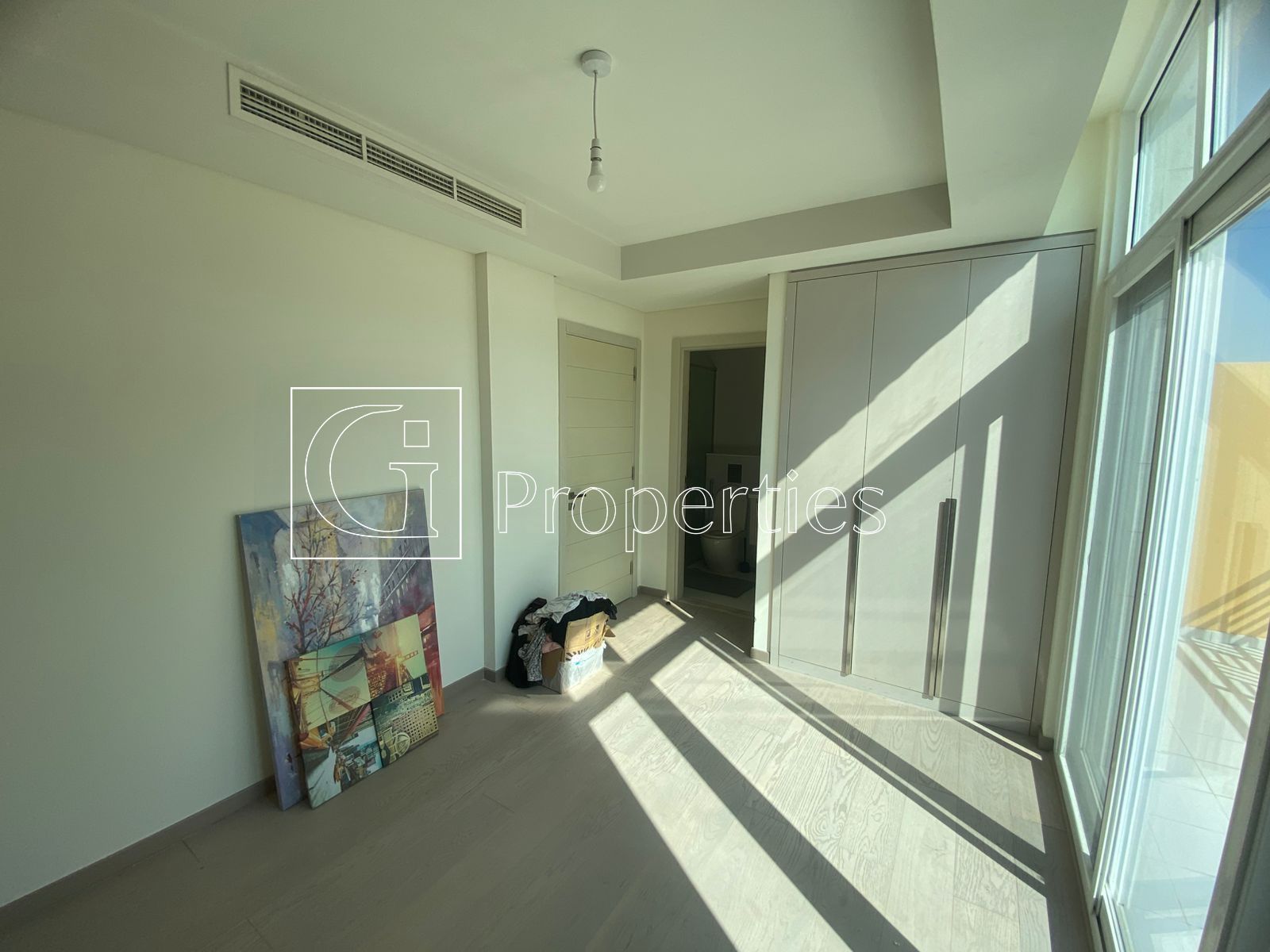 3BR+Roof Terrace | Back-to-Back | Vacant April - 5