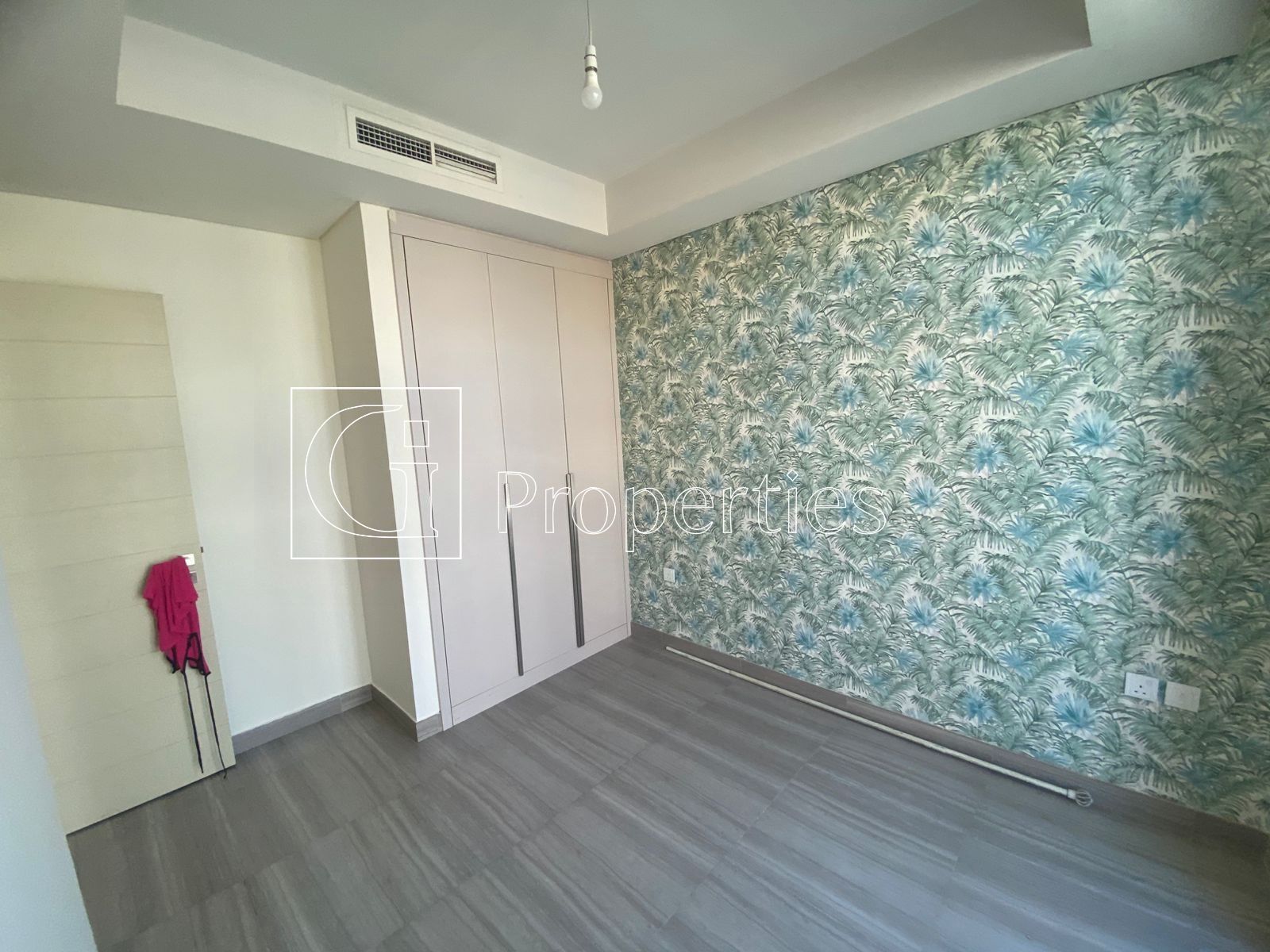 3BR+Roof Terrace | Back-to-Back | Vacant April - 7