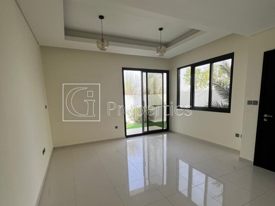 Single Row | Desert View | Spacious 3BR+M - 6