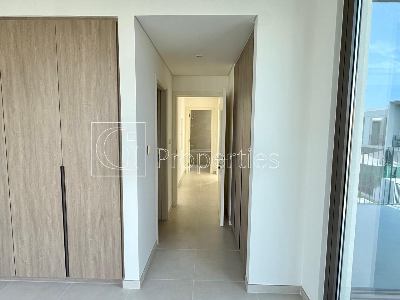 Unfurnished | Ready to Move | Vacant - 5