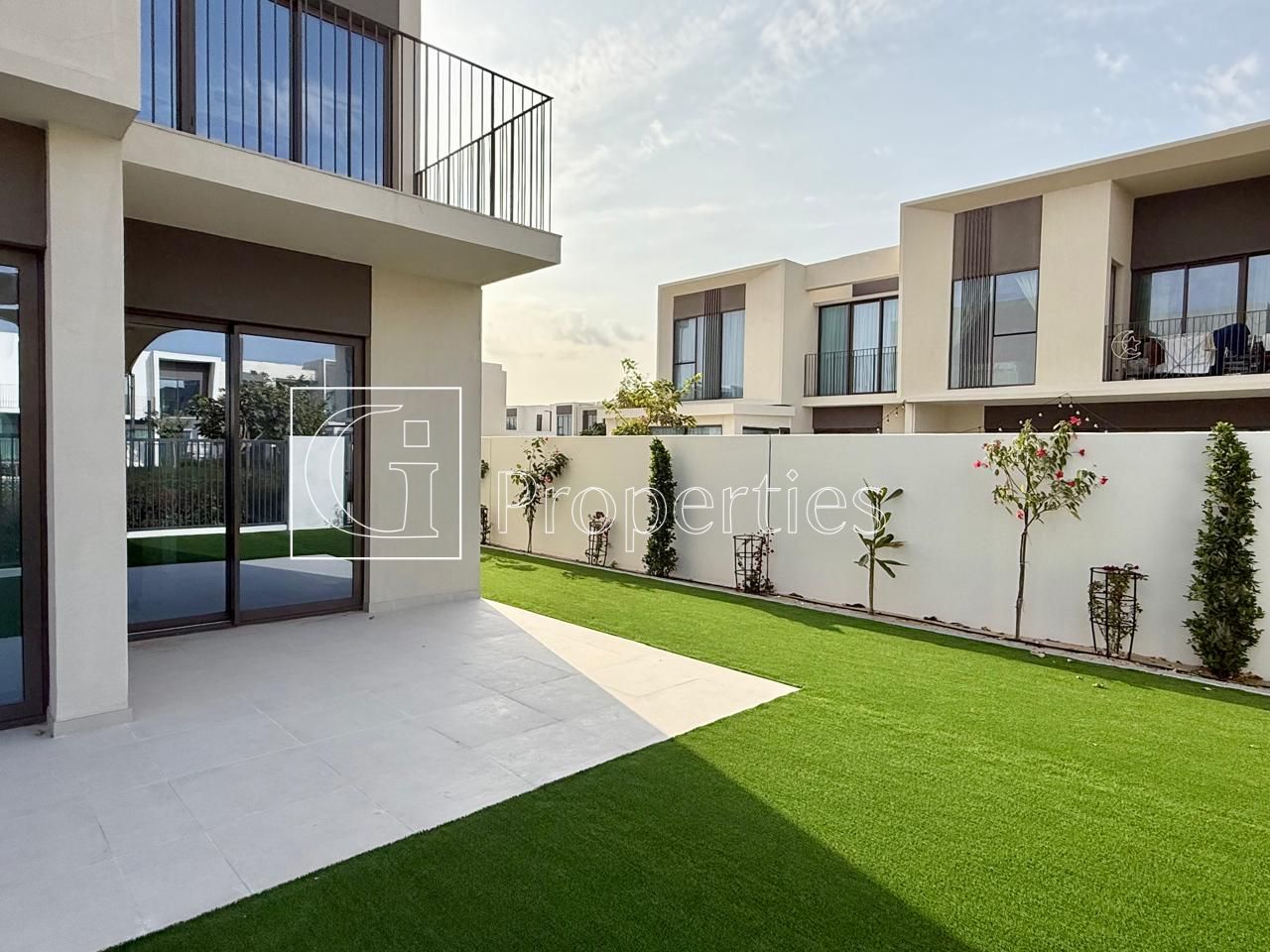 Unfurnished | Ready to Move | Vacant - 16