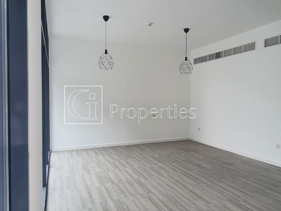 Luxury Duplex | Vacant | Huge Layout - 8