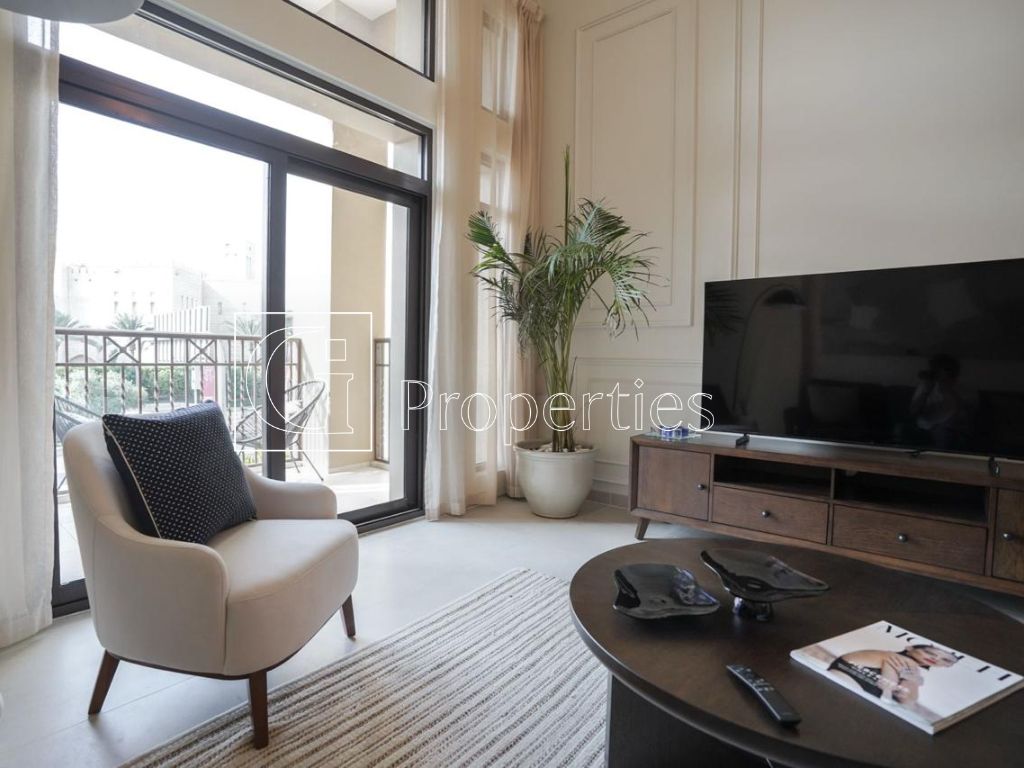 Fully Furnished | Tenanted | On Low Floor - 4