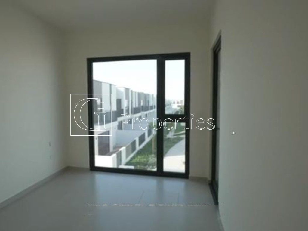 Near Amenities | Close to Entrance | Brand New - 5