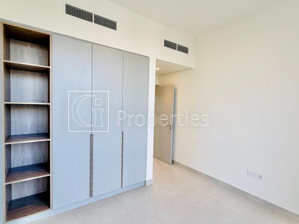 Brand New | Ready to Move In | Prime Location - 7