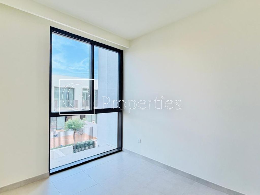 Brand New | Ready to Move In | Prime Location - 12