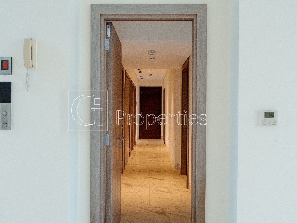 Big Layout | Spacious | Elegant Layout - 9