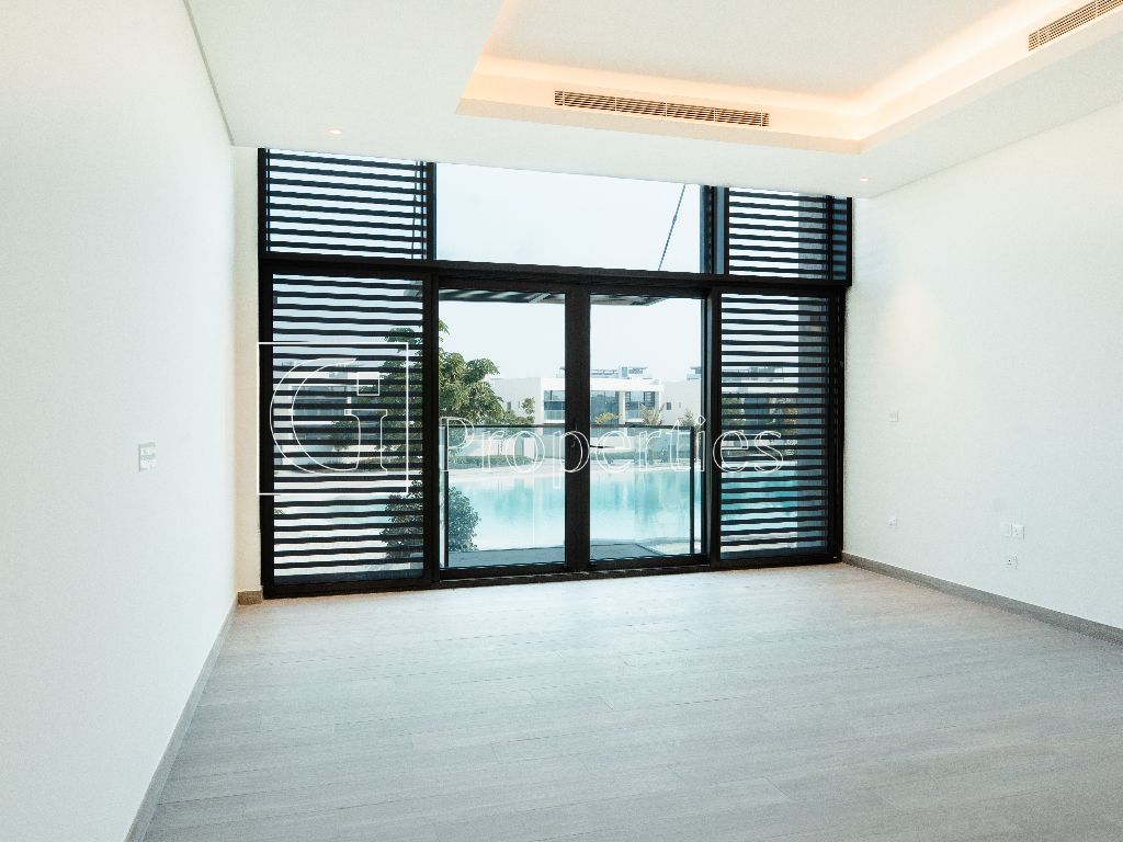 Big Layout | Spacious | Elegant Layout - 12